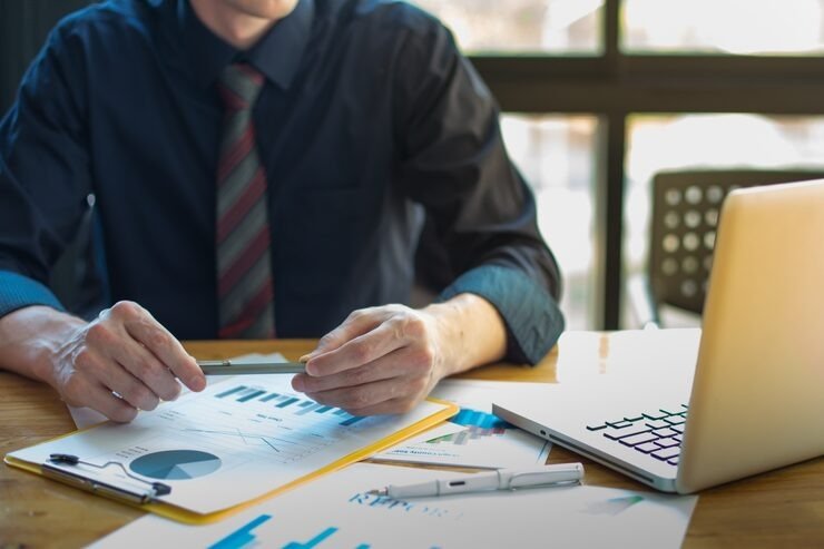 Common Mistakes People Make While Buying Insurance